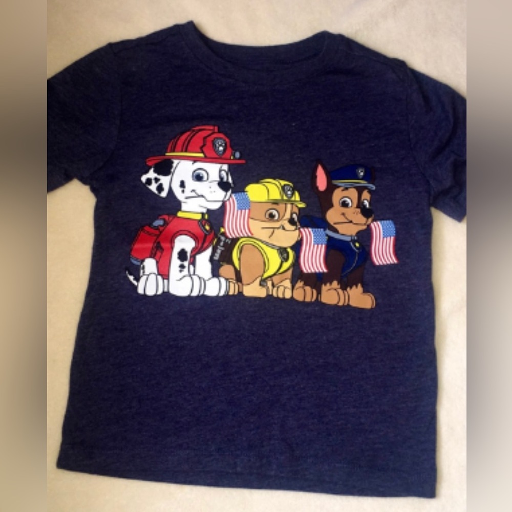 🛑 SOLD 🛑 🥂Old Navy Collectabilitees Paw Patrol T-Shirt🥂